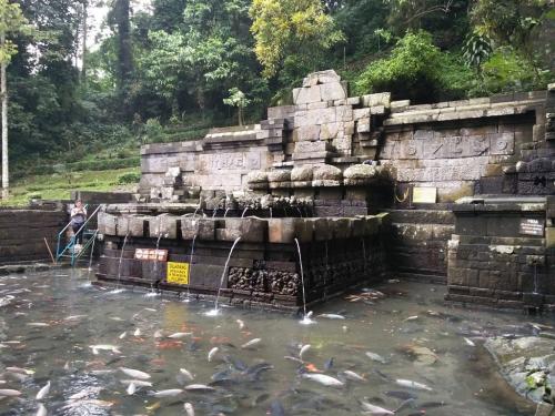 Ketika Air di Candi Jolotundo Mojokerto Masih Dipercaya Bikin Awet Muda